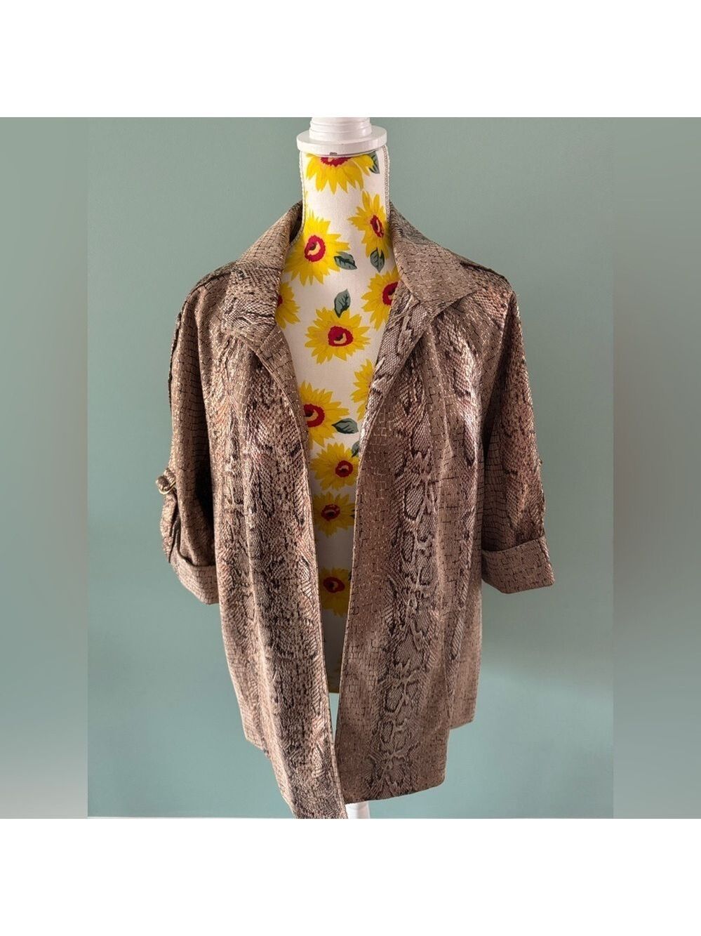 NWT Gold Linear Jacket 1X